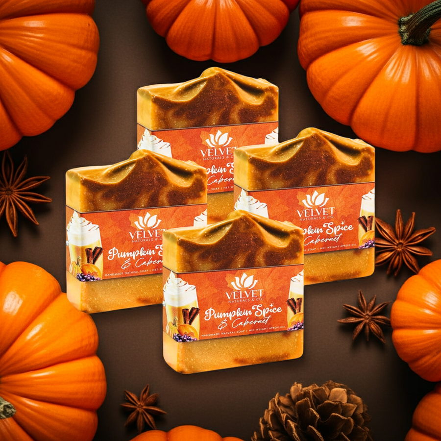 Vista secundaria del Pumpkin Spice Bundle de Velvet & Co. hecho en Puerto Rico