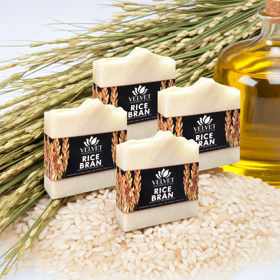 Vista secundaria del Rice Care Soap Bundle de Velvet & Co. artesanal
